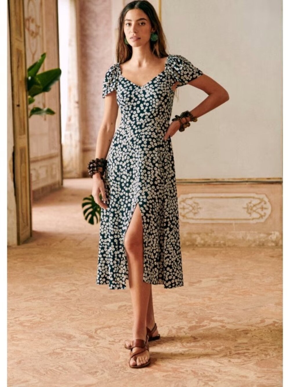 NWT Sezane Alessia Midi in Daisies Daisy Floral Lightweight Slit Dress 38 / US 6